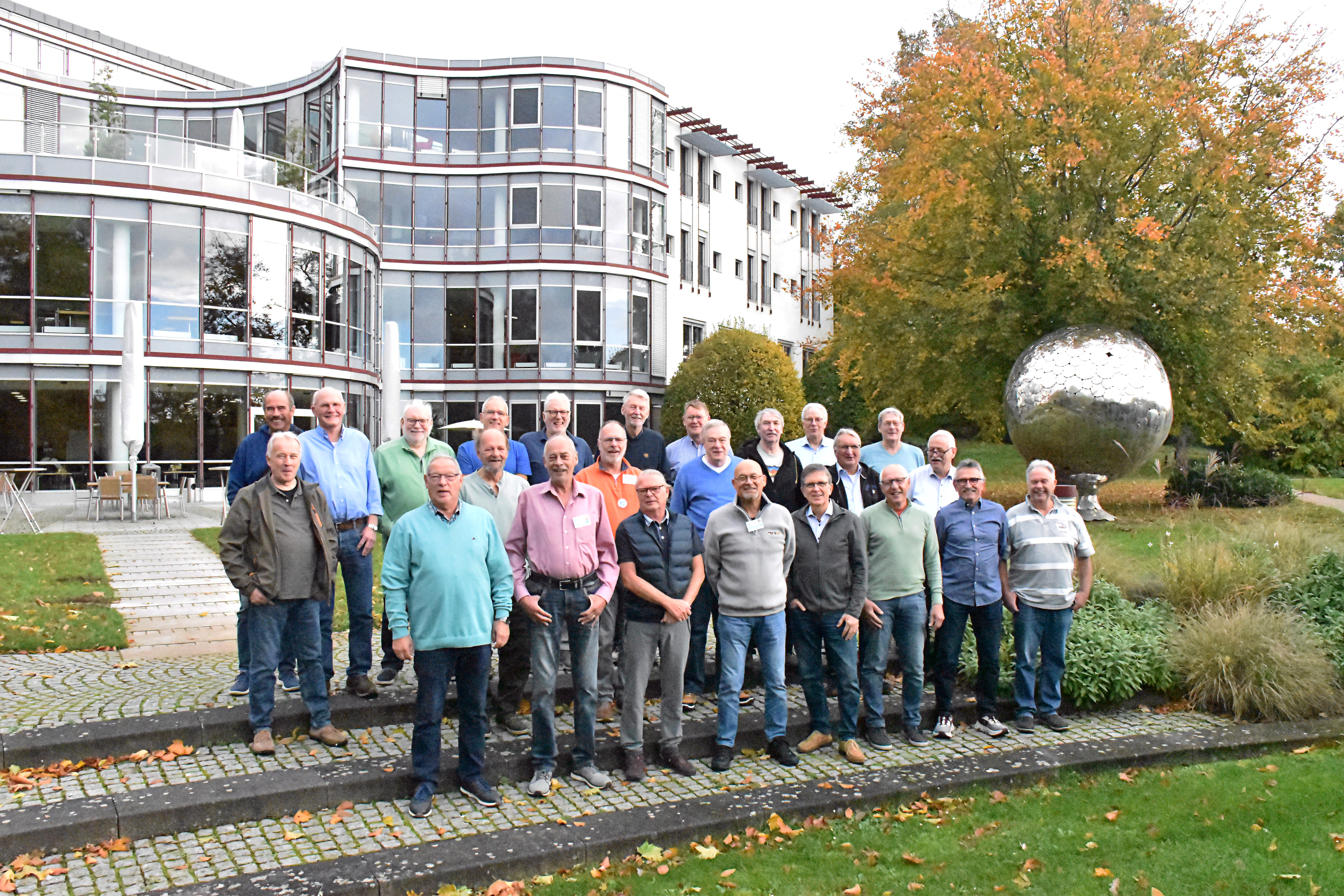 Gruppenbild der Ehemaligen in Eltville im Oktober 2025